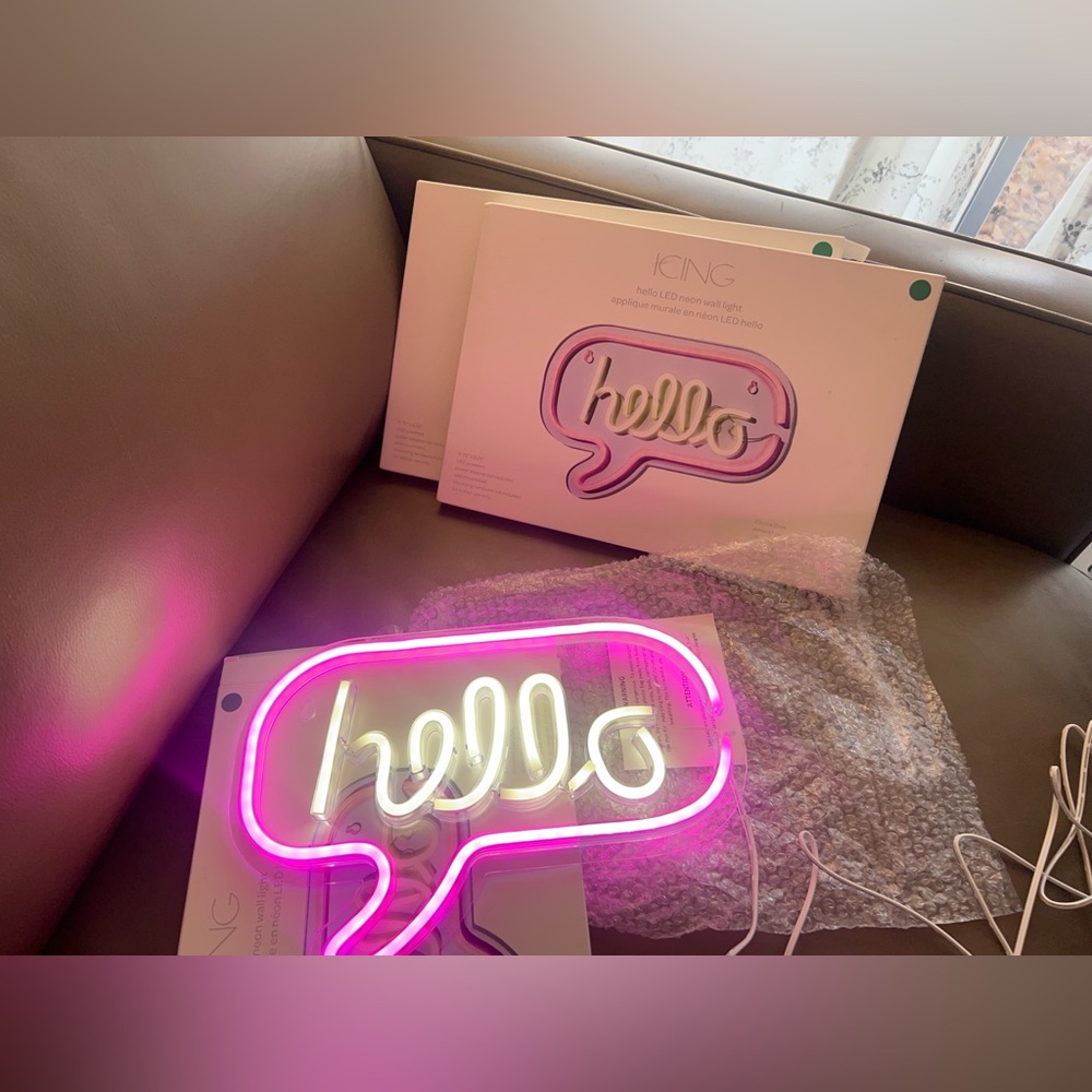 Icing White 'Hello' LED Wall Decor